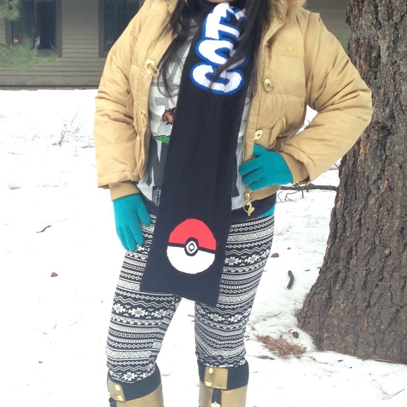 COPY - Pokémon Knit Scarf - Picture 3 of 3
